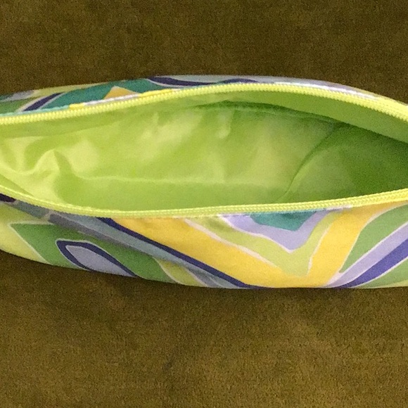 Clinique Cosmetic Bag, Set of 2, Perfect for travel or home use, NEW - Picture 6 of 6